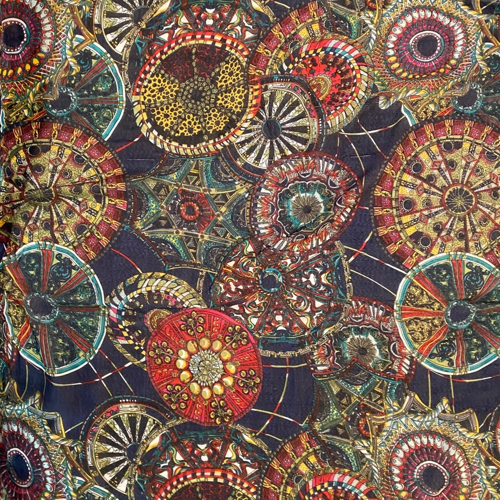 Patterned Scarf - Picture 7 of 10
